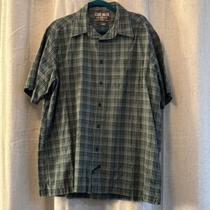 Ecko Unltd Short Sleeve Button Up Shirt Men’s X-Large Green/Black/Gray Plaid
